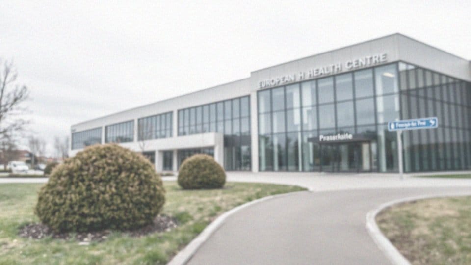 Jakie są lokalizacje, w których przyjmuje?