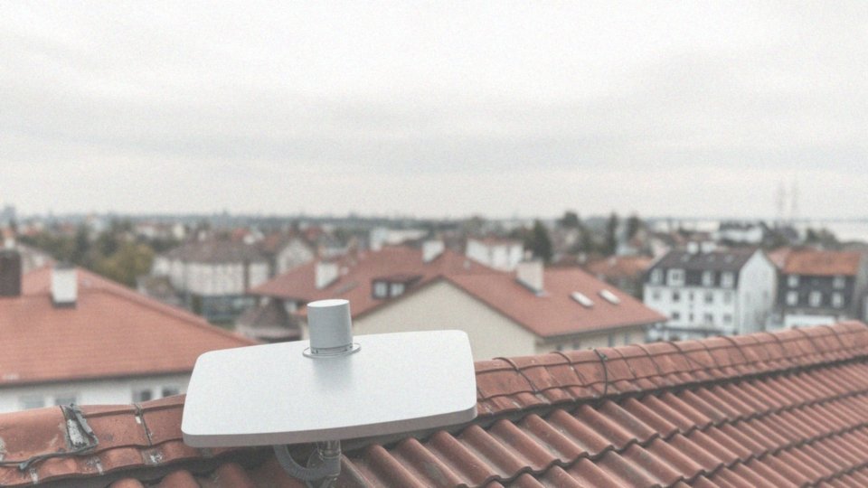 W jaki sposób anteny DVB-T2 działają w mieście i poza miastem?