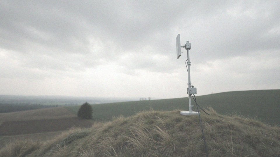 Jak antena radzi sobie w trudnych warunkach atmosferycznych?